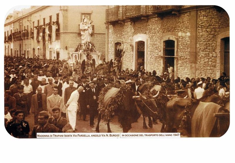 Vecchia Trapani 194 - Trapani - Processione della Madonna di Trapani anno 1947.jpg